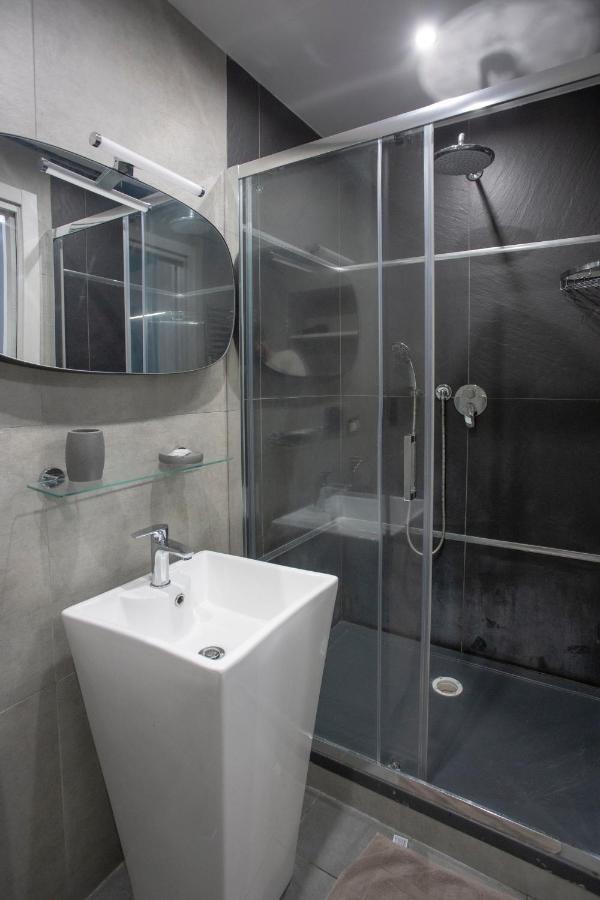 Lounge House Cunfida - San Pietro Apartment โรม ภายนอก รูปภาพ